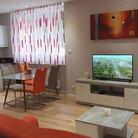شقة Meubles Du 25 N2 F2 Rdc نيديربرون ليه باينس المظهر الخارجي الصورة